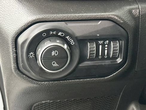 Used 2022 Jeep Gladiator Sport AWD/4WD image 24