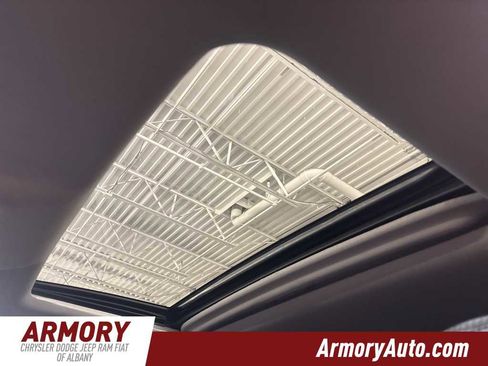 Used 2019 Toyota Highlander XLE image 21