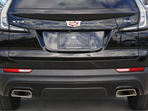 Used 2023 Cadillac XT4 Sport w/ Technology Package image 10