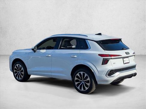 New 2026 Audi Q3 quattro 2.0T AWD/4WD image 7