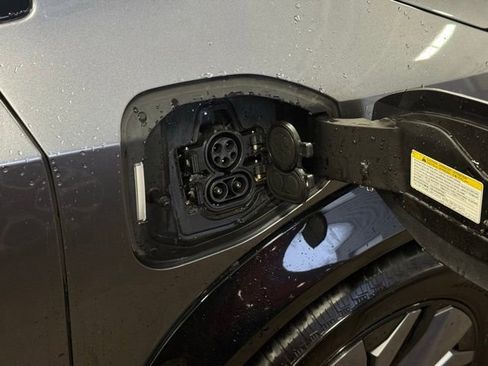 Used 2023 Nissan Ariya ENGAGE image 6