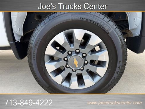 Used 2024 Chevrolet Silverado 2500 LT w/ Convenience Package AWD/4WD image 53