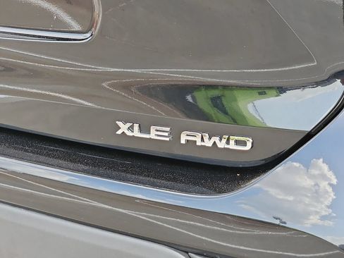 Certified 2026 Toyota Highlander XLE AWD/4WD image 30