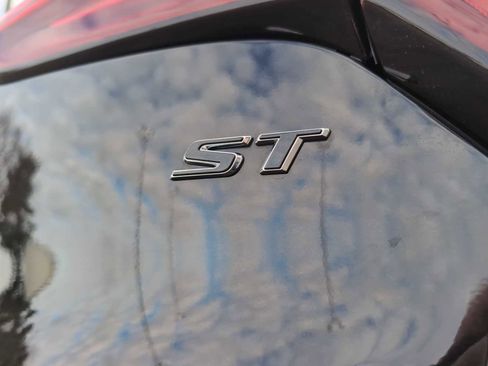 Used 2024 Buick Encore GX Sport Touring w/ Comfort Package image 30