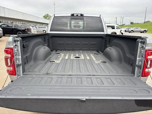Used 2024 RAM 2500 Laramie AWD/4WD image 6