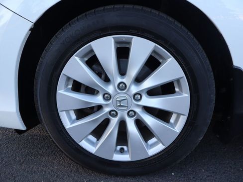 Used 2015 Honda Accord EX-L image 41