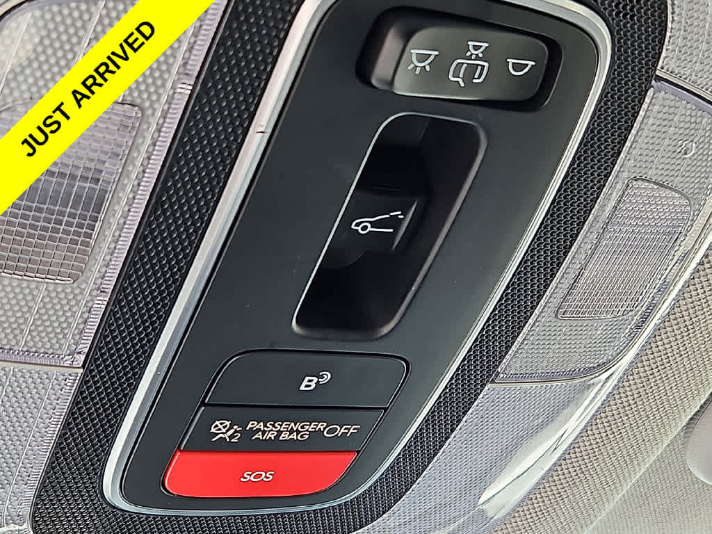 Used 2025 Hyundai Elantra Limited FWD image 25