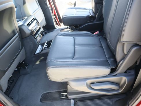 New 2026 Jeep Grand Wagoneer Limited AWD/4WD image 13