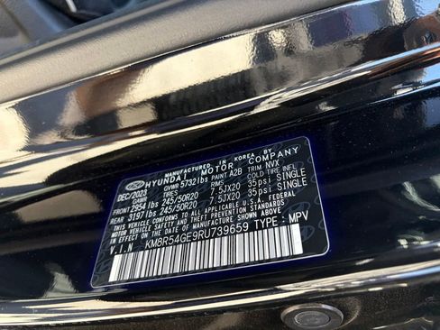 Used 2024 Hyundai Palisade Limited FWD image 14