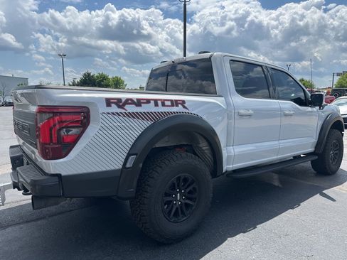 Used 2025 Ford F150 Raptor AWD/4WD image 3