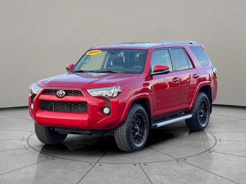 Certified 2017 Toyota 4Runner SR5 Premium AWD/4WD image 2