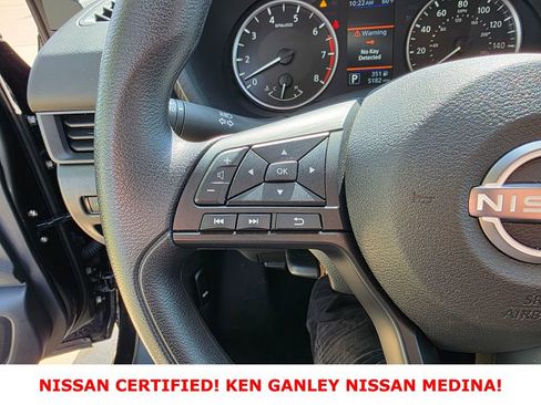 Certified 2025 Nissan Sentra S FWD image 30