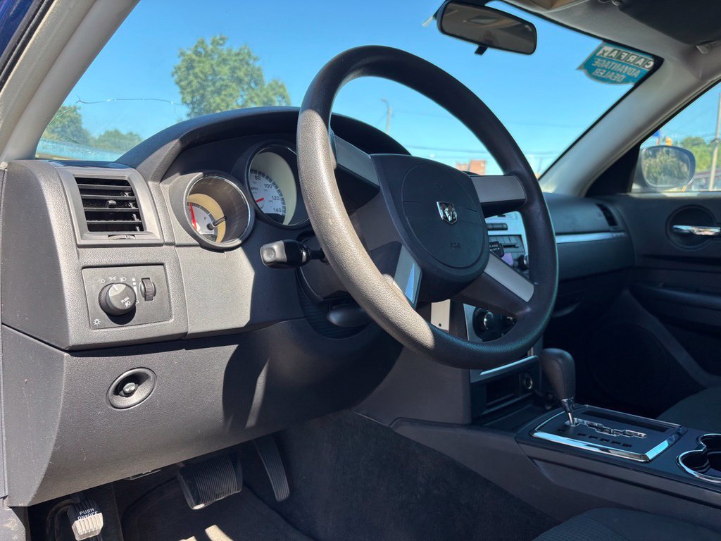 Used 2009 Dodge Charger SXT RWD image 18