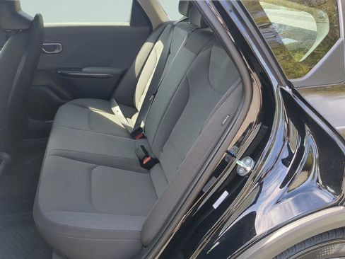 New 2025 Kia K4 LXS image 11