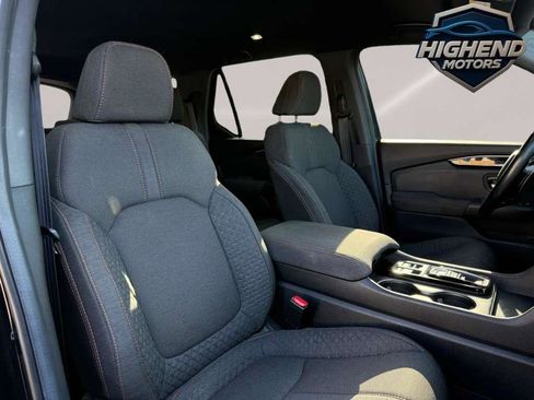 Used 2025 Honda Pilot Sport image 23