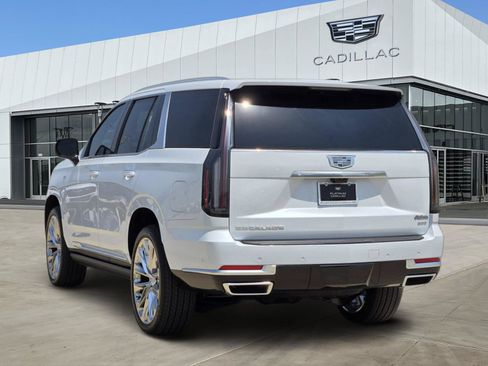 New 2026 Cadillac Escalade Platinum Luxury w/ LPO, Radiant Package AWD/4WD image 4