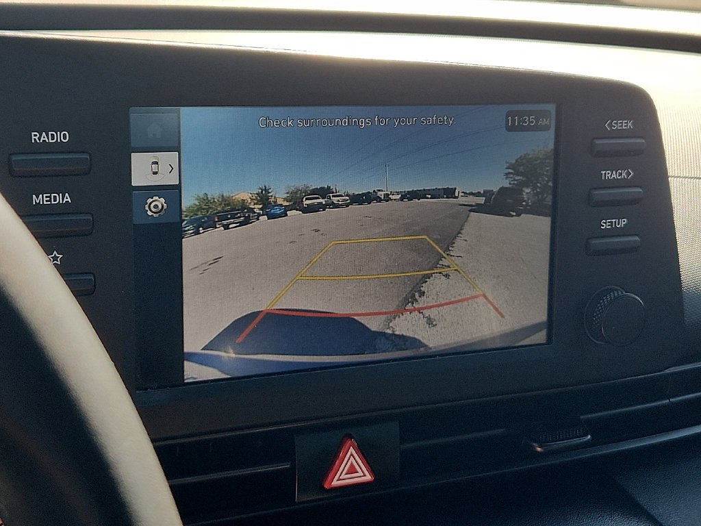 Used 2025 Hyundai Elantra Sport FWD image 12