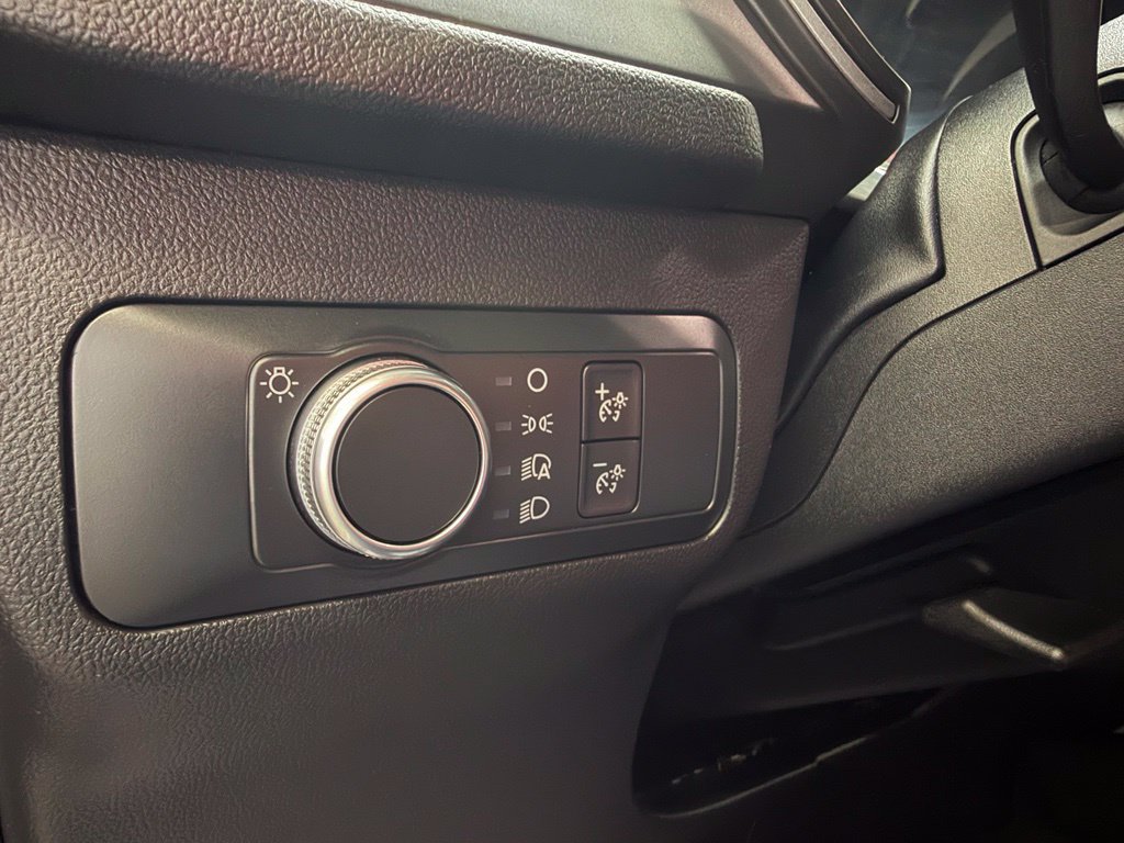 Used 2020 Ford Escape S AWD/4WD image 19