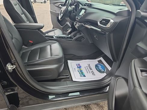 Used 2021 Chevrolet TrailBlazer LT w/ Sun and Liftgate Package image 18