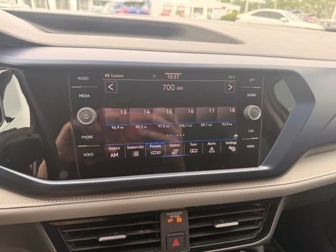 Certified 2024 Volkswagen Taos SE AWD/4WD image 25