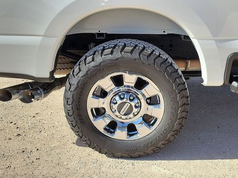 Used 2023 Ford F250 Lariat w/ Lariat Ultimate Package image 14