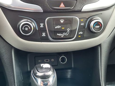 Used 2021 Chevrolet Equinox LT w/ LPO, Floor Liner Package FWD image 20