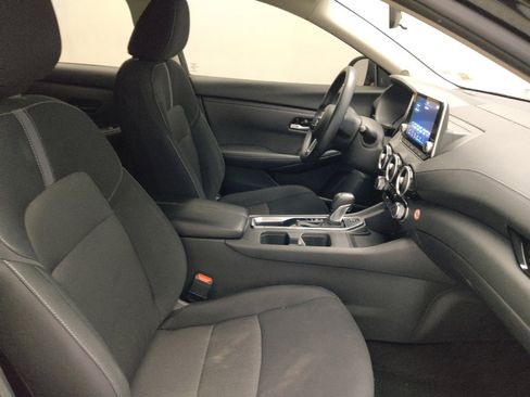 Used 2025 Nissan Sentra SV FWD image 21