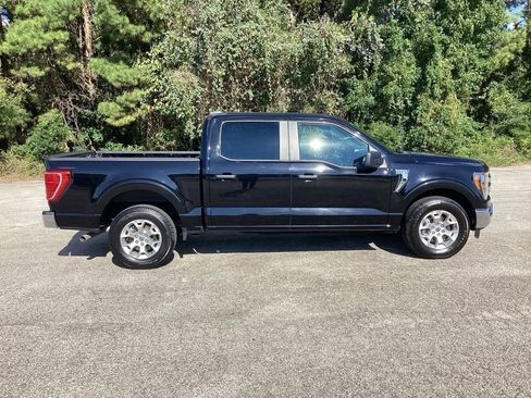 Used 2023 Ford F150 XLT image 4