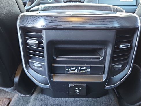 Used 2024 RAM 1500 Laramie image 31