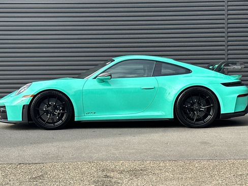 Used 2026 Porsche 911 GT3 RWD image 2