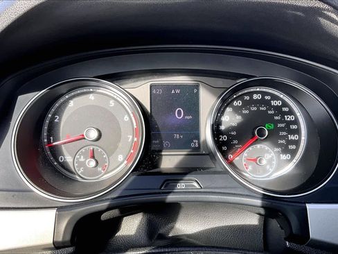 Used 2021 Volkswagen Atlas Cross Sport SE image 23