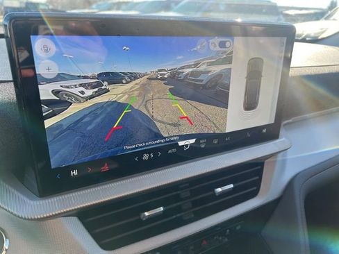 New 2026 Ford Explorer Active image 32