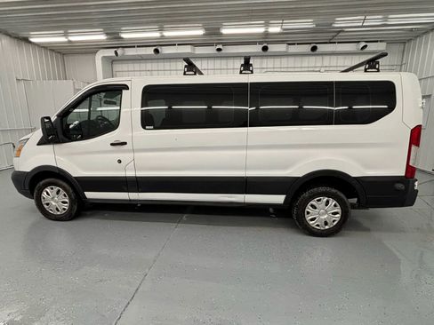 Used 2015 Ford Transit 350 XLT RWD image 7