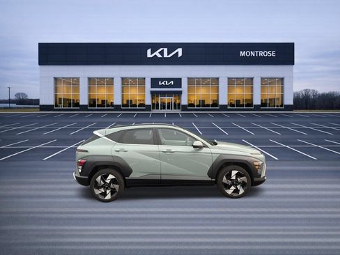 Used 2024 Hyundai Kona Limited AWD/4WD image 4