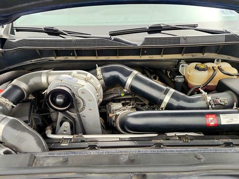 Used 2019 Chevrolet Silverado 1500 LTZ w/ LTZ Premium Package image 26