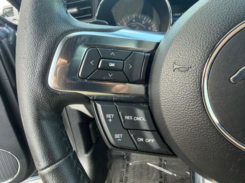 Used 2016 Ford Mustang Premium RWD image 21
