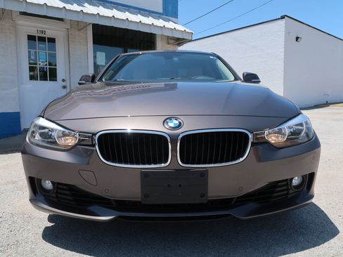 Used 2014 BMW 328i Sedan RWD image 9