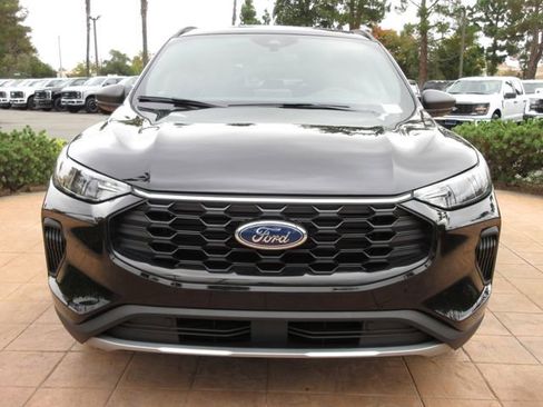 New 2025 Ford Escape ST-Line w/ Equipment Group 301A image 7