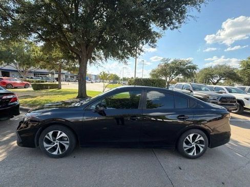 Used 2023 Subaru Legacy Premium AWD/4WD image 2