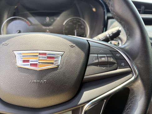 Used 2021 Cadillac XT5 Luxury FWD image 29
