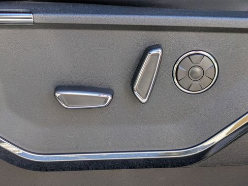 New 2025 Ford F150 Platinum w/ FX4 Off-Road Package image 23