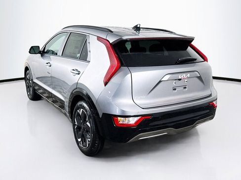 New 2025 Kia Niro Wind w/ Wind Preserve Package image 7