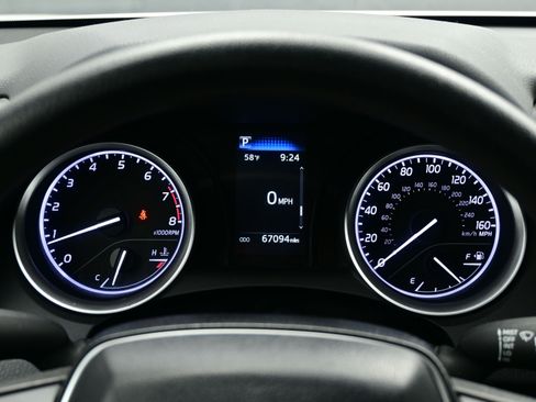Used 2024 Toyota Camry LE image 22