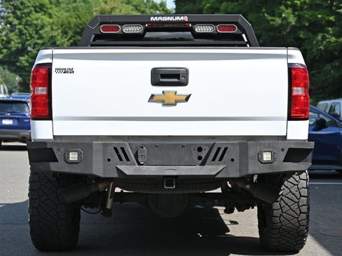 Used 2016 Chevrolet Silverado 1500 LT w/ All Star Edition AWD/4WD image 5