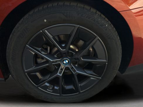 Used 2023 BMW i4 eDrive40 RWD image 34