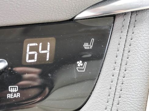 Used 2020 Cadillac XT5 Premium Luxury AWD/4WD image 28