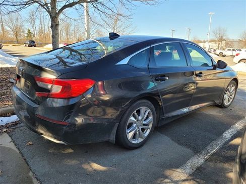 Certified 2018 Honda Accord LX image 4