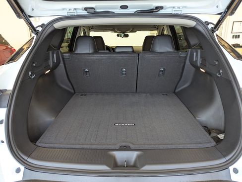 New 2025 Nissan Murano SV AWD/4WD image 12
