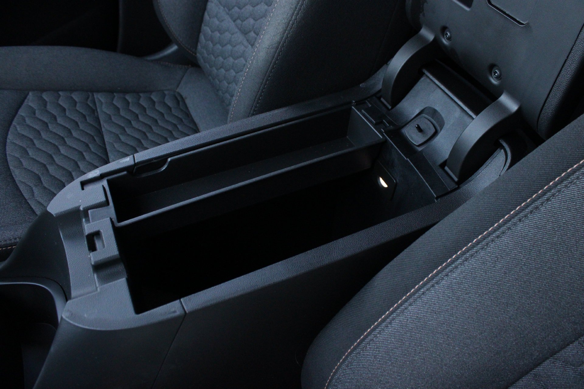 Used 2021 Chevrolet Equinox LT FWD image 41