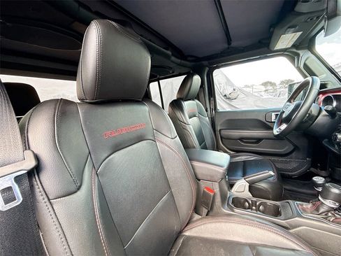 Used 2022 Jeep Gladiator Rubicon w/ LED Lighting Group image 31